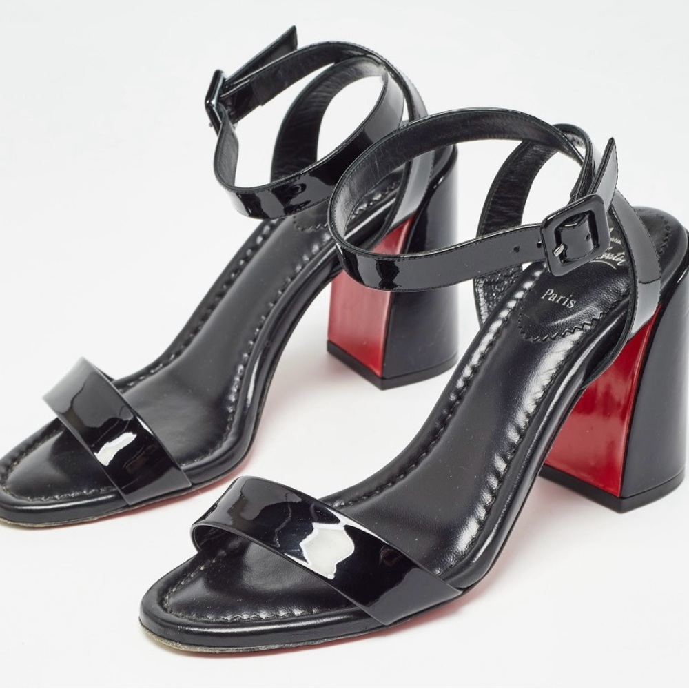 Christian Louboutin Black Patent Leather Sandals size 39 Miss Sabina